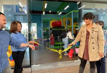 Jóvenes emprendedores inauguran la ludoteca «Luna Limón» para niños y niñas de Mazatlán