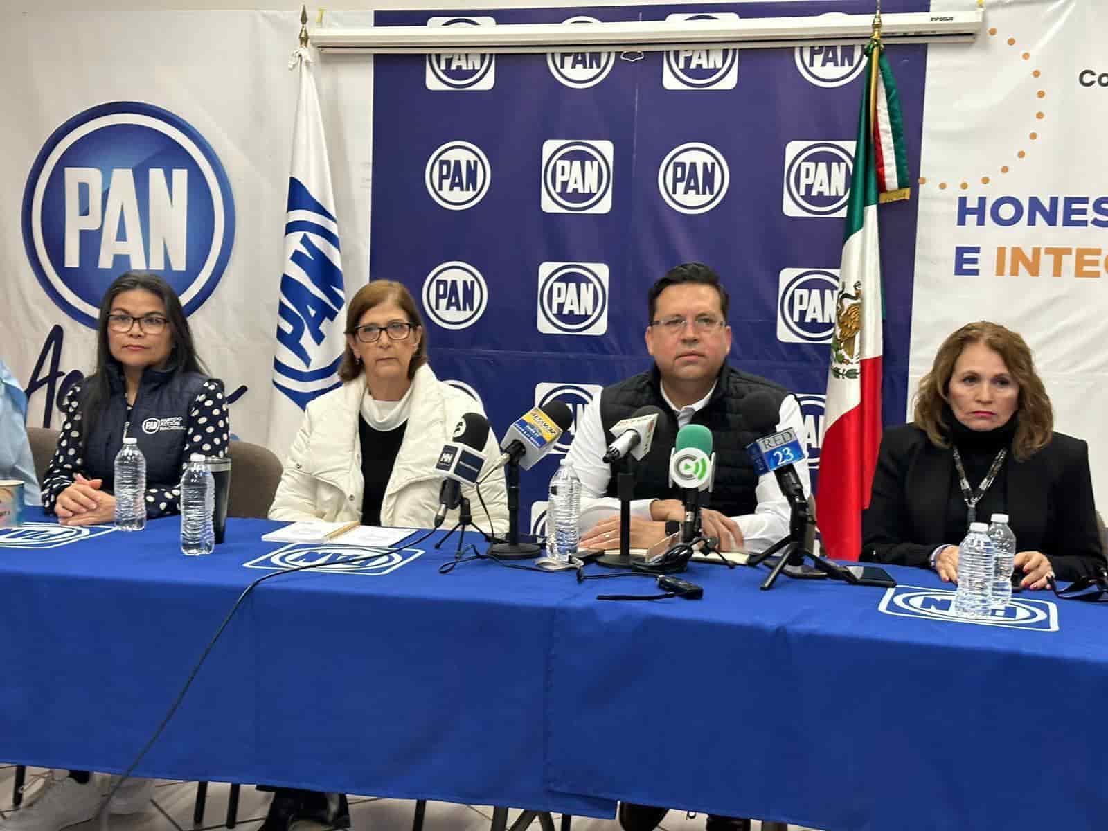 En la rueda de prensa invitaron a la visita de la precandidata a la Presidencia de la República Xóchitl Gálvez Ruiz, quien llegará a Los Mochis a las 8:00 horas al aeropuerto del Valle del Fuerte.