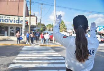 Inician las clases y también el caos vial; llama Tránsito municipal a tomar precauciones