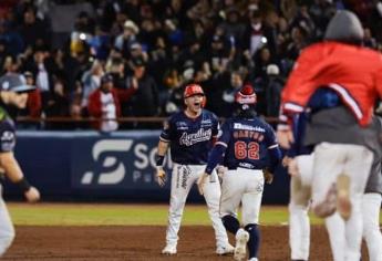 Águilas ganan el juego cuatro y emparejan la serie ante Algodoneros