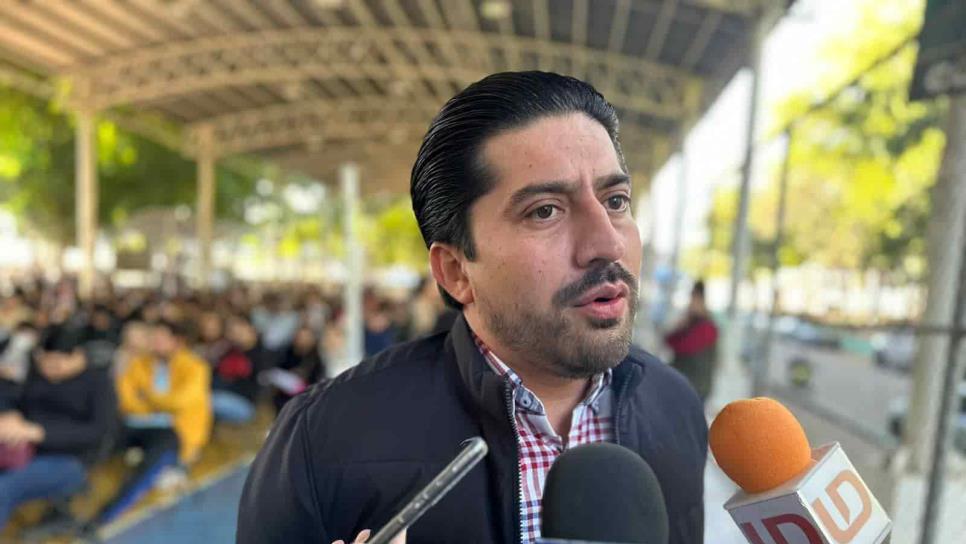 «Me llena de orgullo, pero no me distrae aparecer como suplente al Senado por Morena»:Omar López