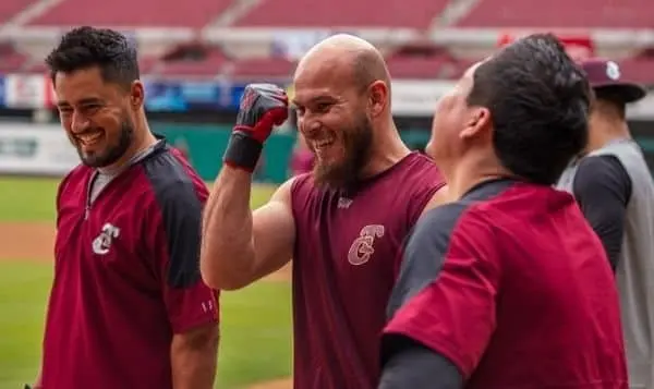 El conjunto de Tomateros está listo para medirse a los Venados en el primer juego de semifinales.