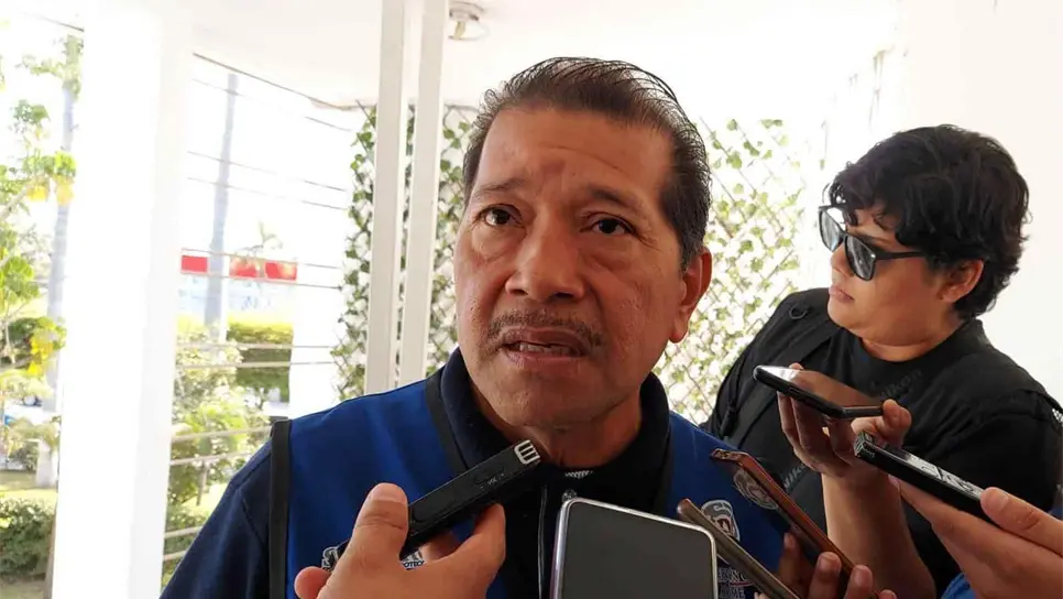 Asimismo, señaló la importancia de una instalación eléctrica adecuada y el uso de extensiones de calidad para evitar riesgos.