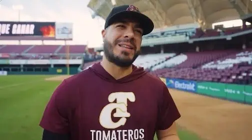 El lanzador de Tomateros ahora reforzará a los Naranjeros de Hermosillo en la gran final ante Venados de Mazatlán.