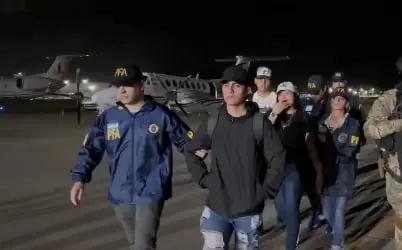 Los familiares del presunto delincuente ecuatoriano, son deportados a su país de origen.