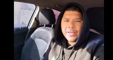 El revendedor busca tener éxito en su nuevo emprendimiento.