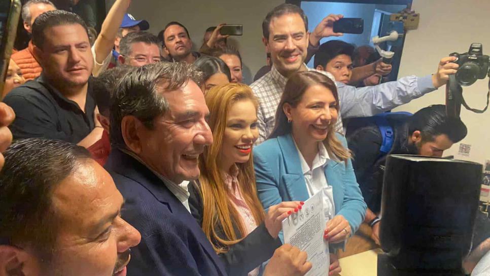 PRI, PAN, PRD y PAS se registran ante el IEES como coalición para las elecciones 