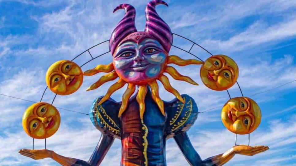 Critican en redes sociales faltas de ortografía en descripción de monigotes carnavaleros de Mazatlán