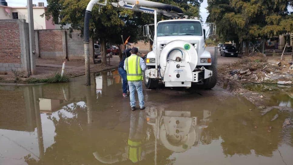 Estas colonias de Los Mochis son las que tienen más fugas de aguas negras en sus calles