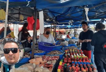 ¡Solo en Mazatlán! Así compras camarón fresco y te lo preparan en el momento a tu gusto | VIDEO