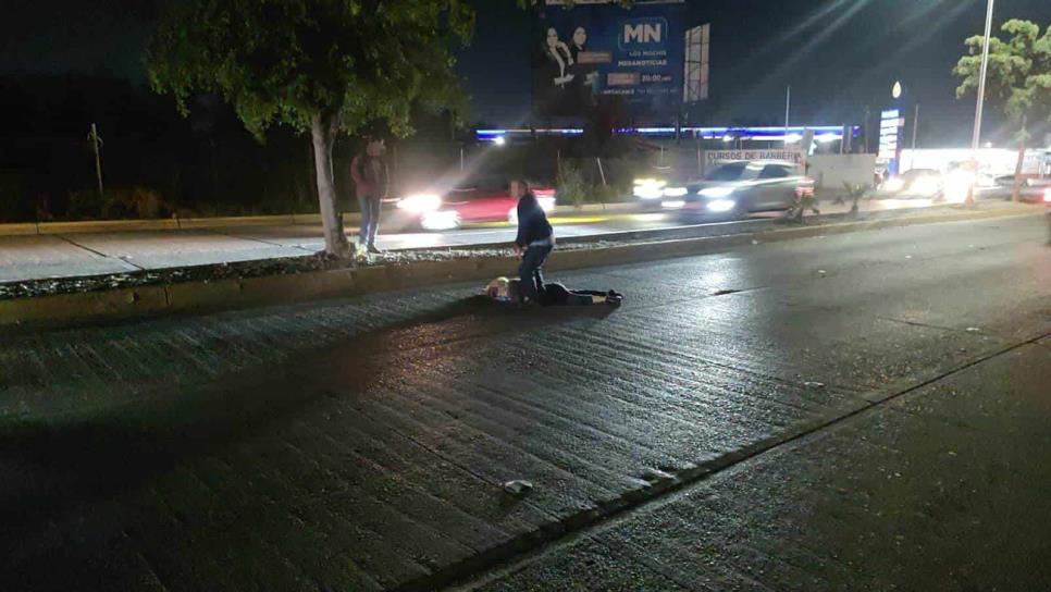 Paquetera de centro comercial muere arrollada sobre el bulevar Centenario, al surponiente de Los Mochis