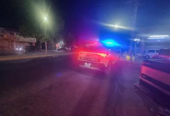 Con lujo de violencia, despojan camioneta en la Colonia 10 de Mayo de Culiacán