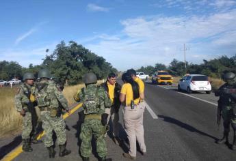 Abren la circulación en la autopista Culiacán - Mazatlán tras «camionazo»