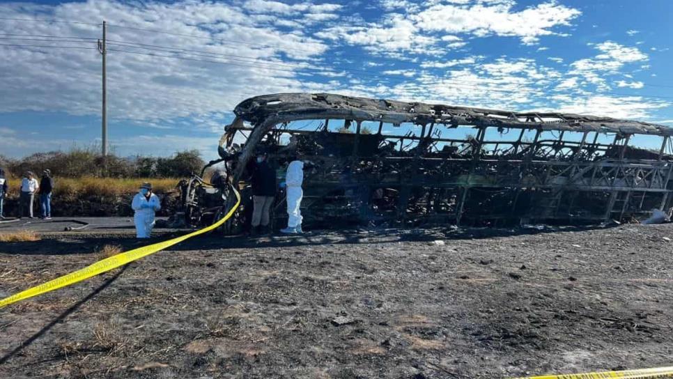 Familiares del Manager de Charros de Jalisco viajaban en camión chocado en Maxipista