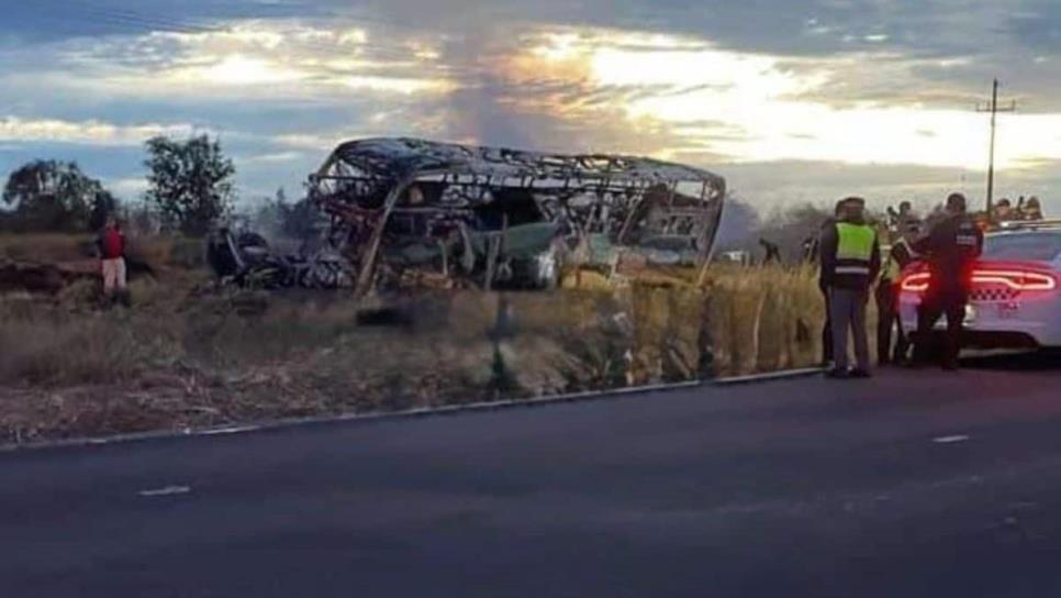 Una bebé de 7 meses en la lista de heridos que son atendidos en Elota tras accidente en Maxipista