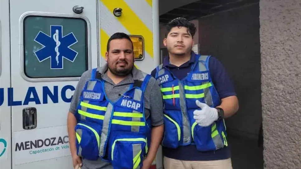 Paramédicos desafiaron el fuego para salvar vidas tras el camionazo en Elota