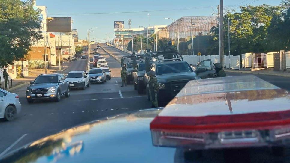 Hombre en muletas despoja a mano armada una camioneta en Culiacán