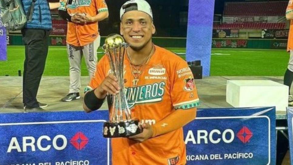 Isaac Paredes se baja del avión de Naranjeros y no estará en la Serie del Caribe Miami 2024