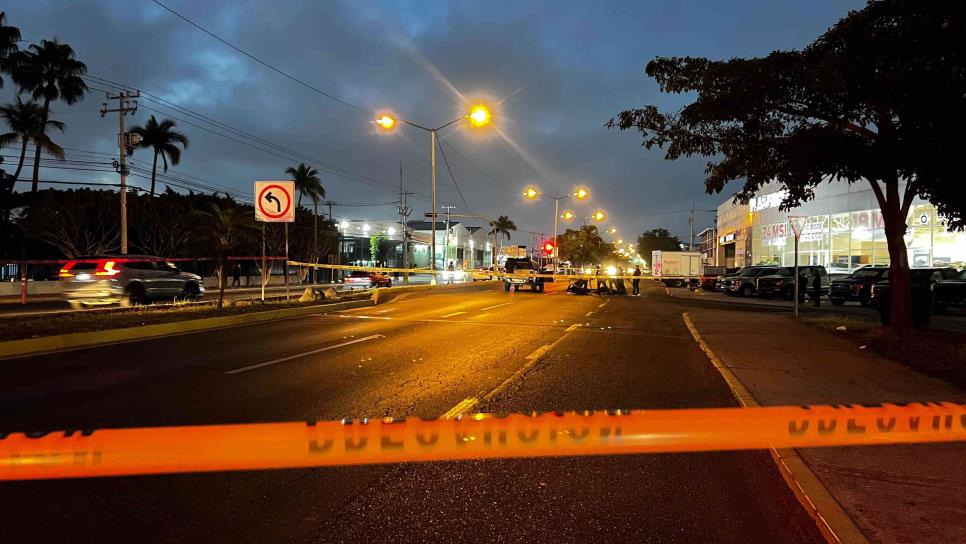 Motociclista derrapa y muere en la carretera Internacional en Mazatlán