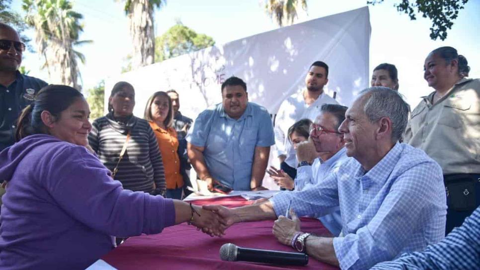 Habitantes del ejido Vallejo , en Ahome, reciben programa «Bienestar en Tu Comunidad»