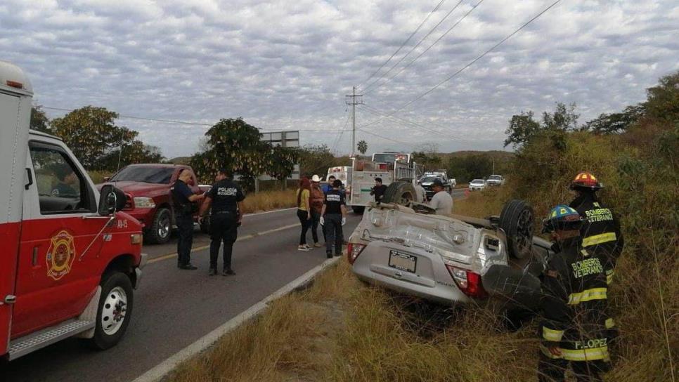 Accidente en la carretera libre Mazatlán-Culiacán deja cuatro heridos