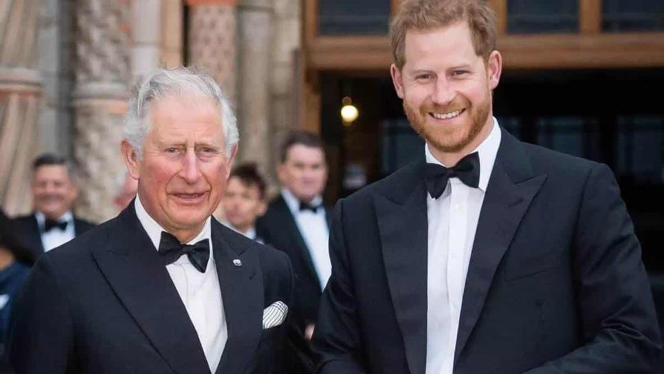 ¿Hay reconciliación? El Príncipe Enrique visita al Rey Carlos después del diagnóstico de cáncer