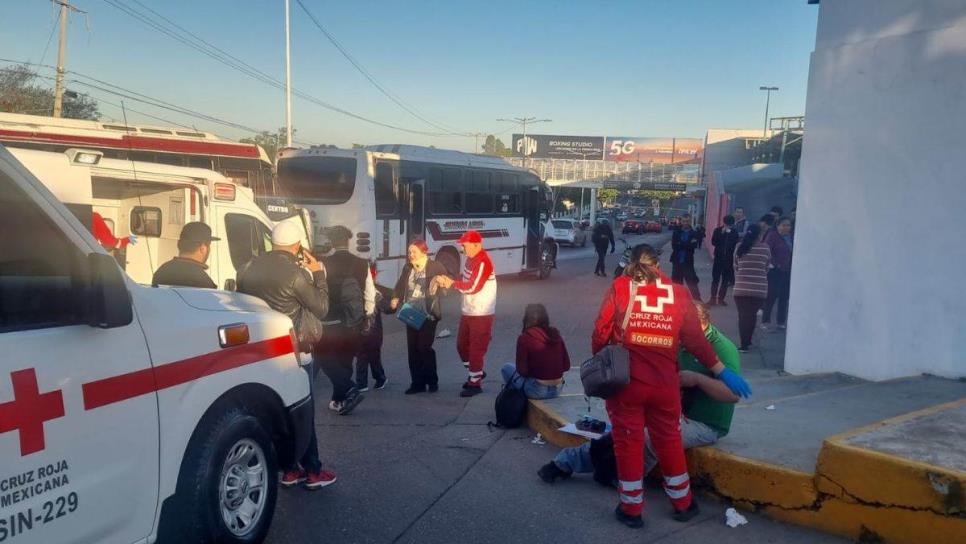 5 hospitalizados y 16 golpeados deja el camionazo en Culiacán 