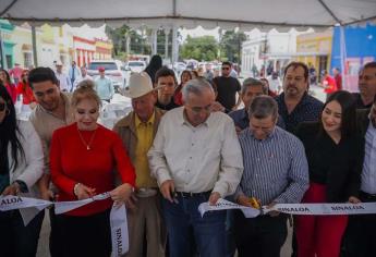 Rocha Moya inaugura obras en Angostura 