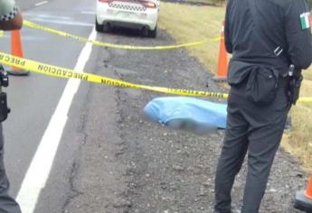 Peatón pierde la vida en la autopista Mazatlán-Culiacán tras ser arrollado por carro fantasma