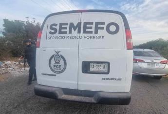 Esposado y con el tiro de gracia localizan a una persona en San Pedro, Navolato