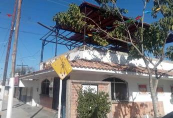Recibe descarga eléctrica mientras colocaba lámina en la terraza de un domicilio en San Blas, El Fuerte