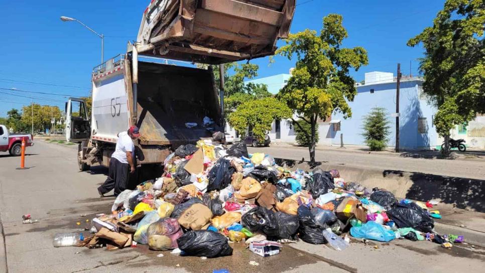 Se quema camión recolector de basura mientras laboraba en Mazatlán Se quema camión recolector de basura mientras laboraba en Mazatlán