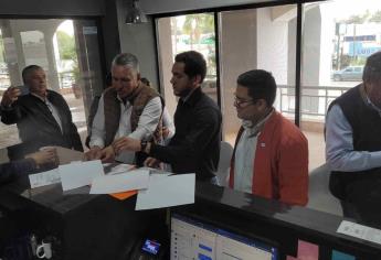 Expulsan a «Líder» Camacho de MC tras intentar alianza con «Mingo» Vázquez en Ahome