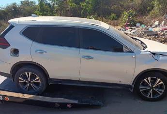 Policía Investigadora recupera camioneta con reporte de 2019 en Mazatlán