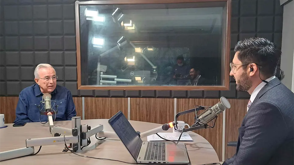 El gobernador de Sinaloa en entrevista.