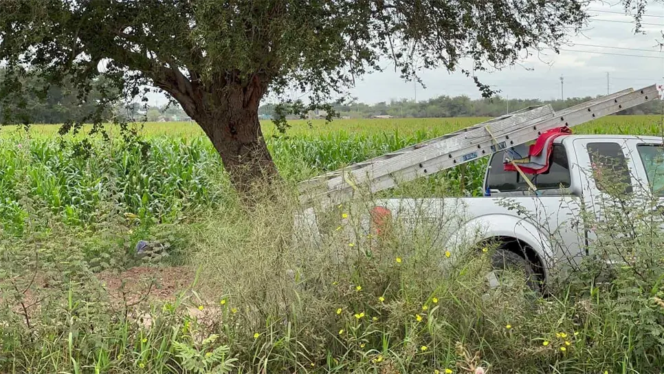 La camioneta al parecer era de la víctima.