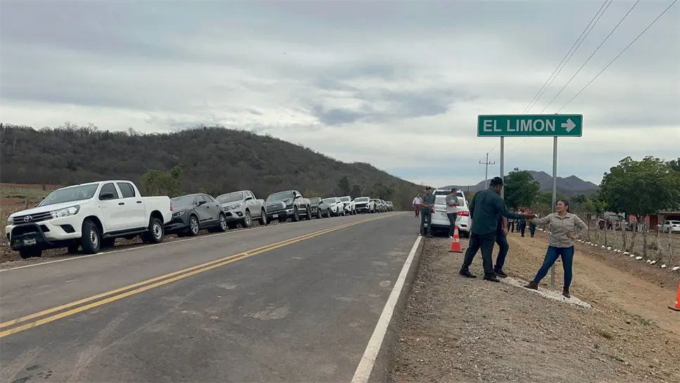 La carretera inaugurada.