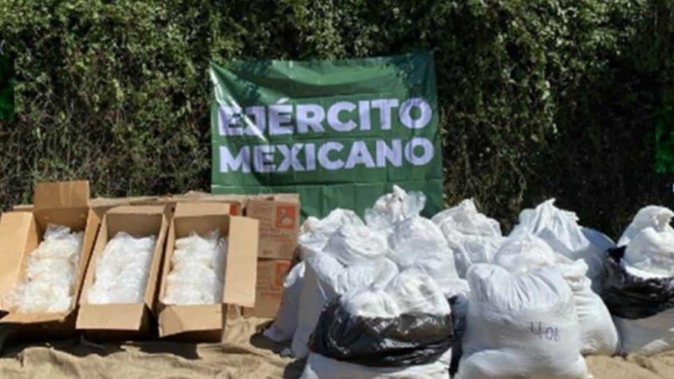 Militares aseguran mil 200 kilogramos de metanfetamina en Culiacán Militares aseguran mil 200 kilogramos de metanfetamina en Culiacán