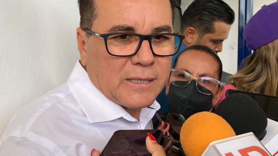 Alcalde de Mazatlán reconoce presencia de «banda de asaltantes» que trae en jaque a constructores