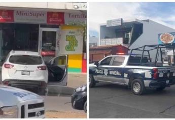 Encuentran abandonada la camioneta despojada tras ataque a marisquería en Culiacán