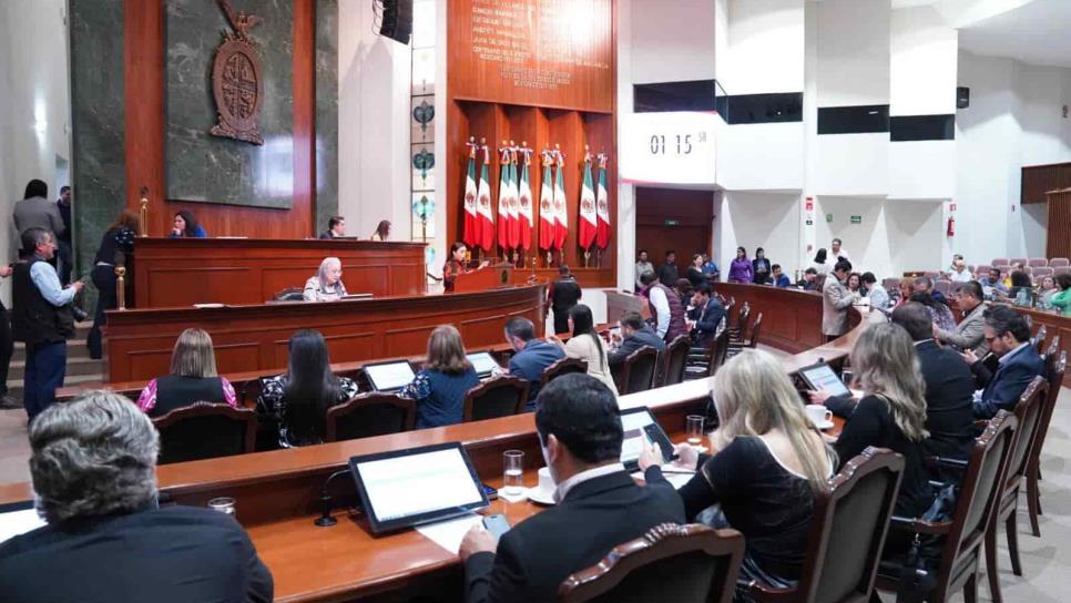 Autorizan solicitud de licencia de los diputados Jesús Ibarra y Felicita Pompa