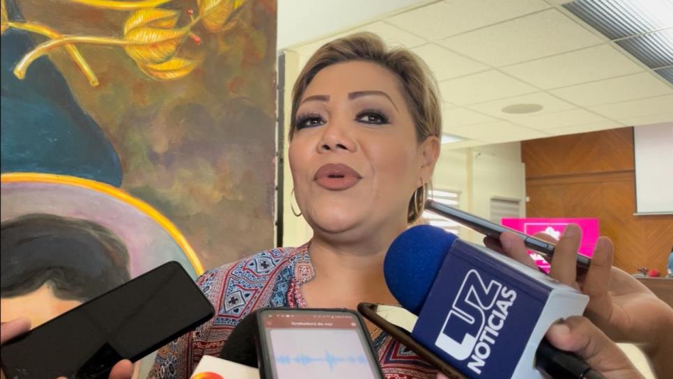 Contenta y sorprendida recibe Claudia Valdez su candidatura a la alcaldía de Rosario por Morena