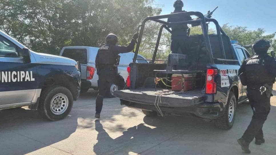 Policías estatales recuperan vehículo que había sido despojado minutos antes en Culiacán