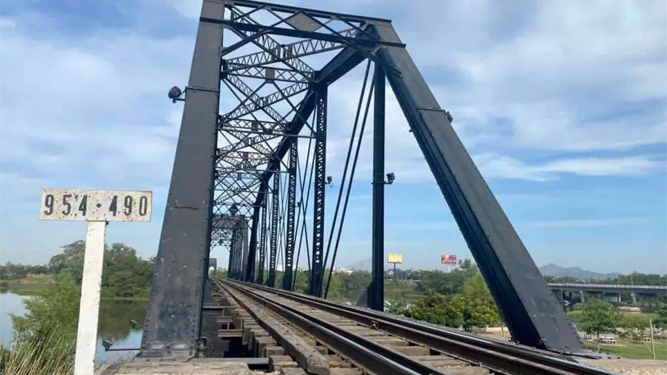 FOTO: Puente negro de Culiacán.