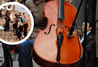 Así interrumpe la banda sinaloense un concierto acústico en playa de Mazatlán | VIDEO