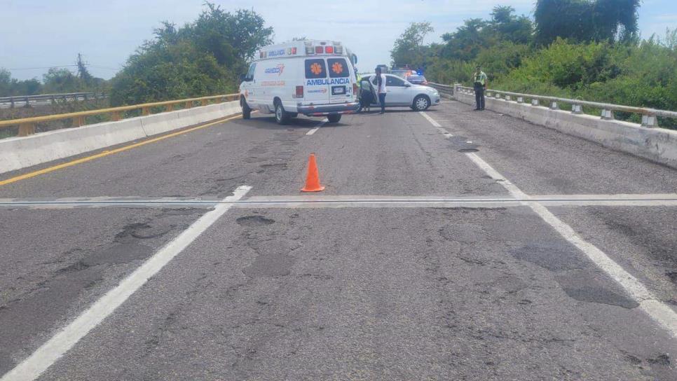 Accidente provoca cierre temporal de la autopista Mazatlán-Culiacán