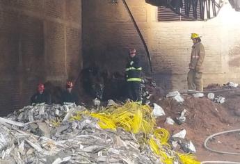 Se incendia nuevamente una bodega en El Quemadito al sur de Culiacán