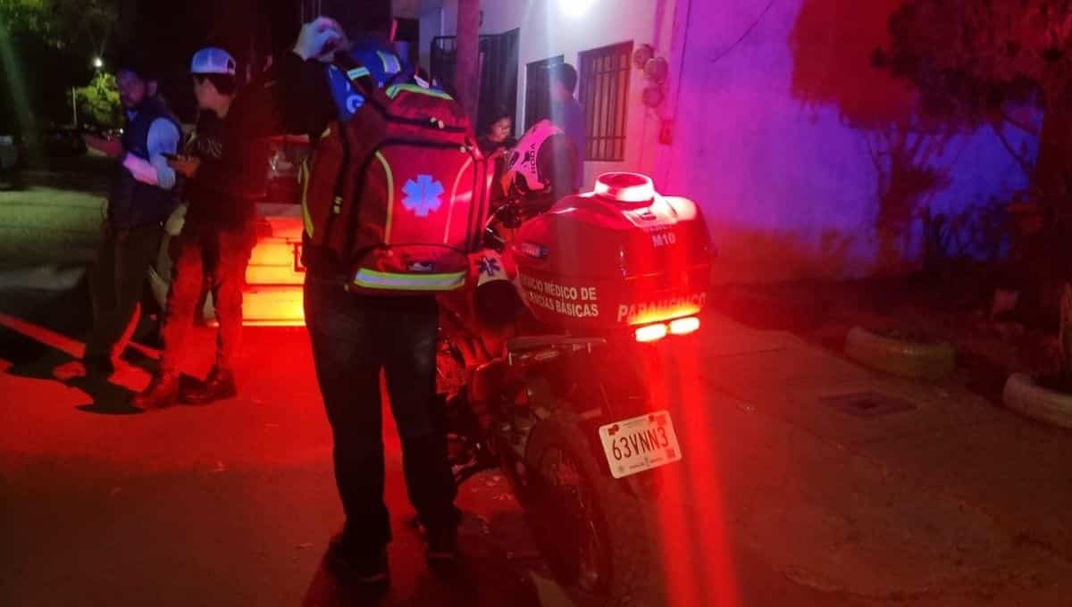 La víctima fue rápidamente trasladada al hospital. FOTO: Luz Noticias