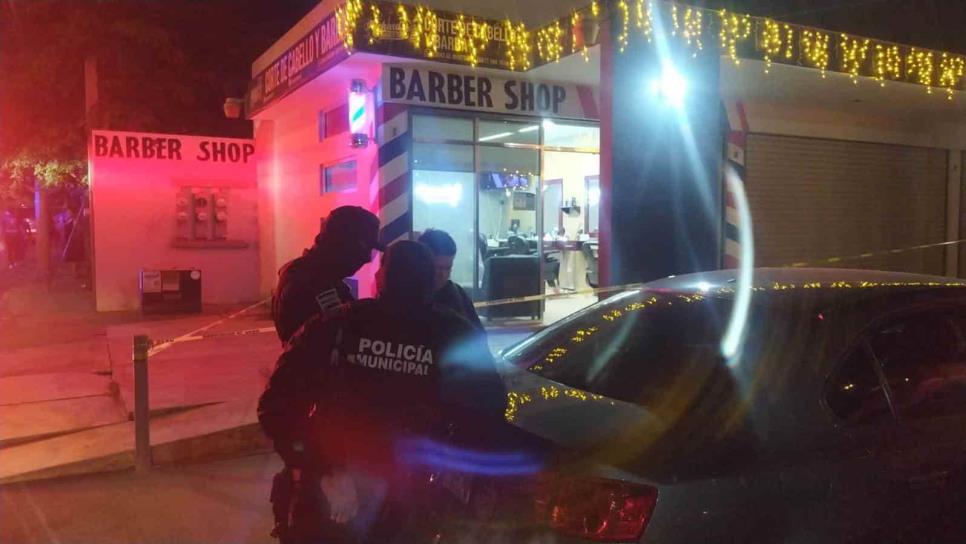 Asesinan a balazos a un cliente de una barbería de la colonia Juan de Dios Bátiz, en Culiacán