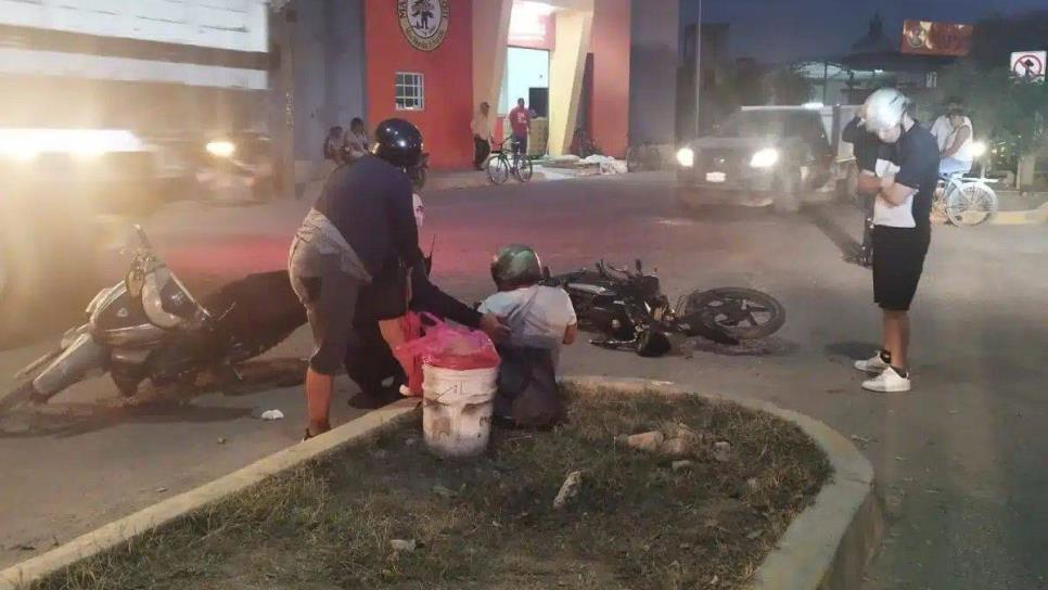 Accidente vial de motociclistas en Escuinapa deja un herido de consideración